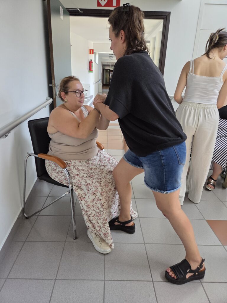 Formation de personnes et de charges - 2 groupes) - Résidence Aide Fraternelle - Ath